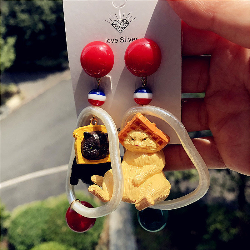 Playful Toast Cat Earrings