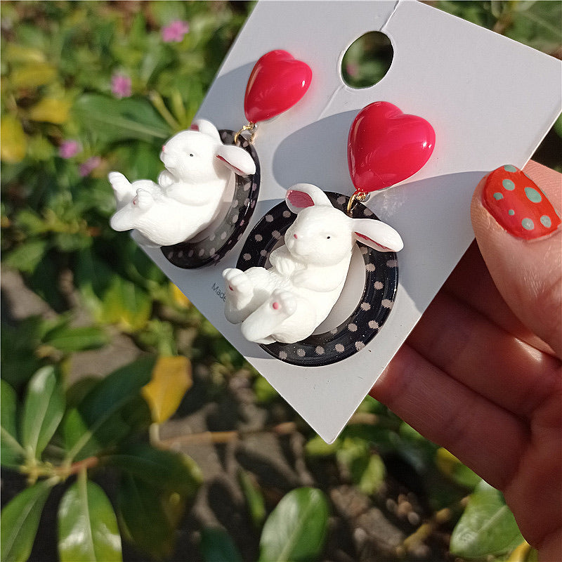 Wonder Bunny Earring