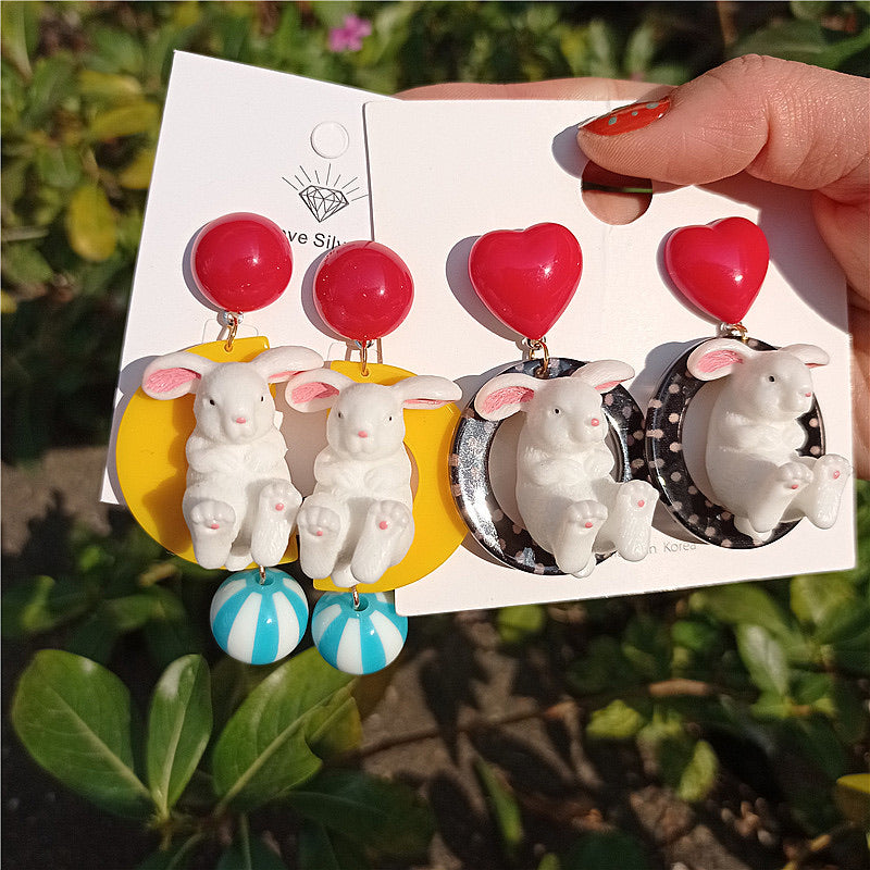Wonder Bunny Earring