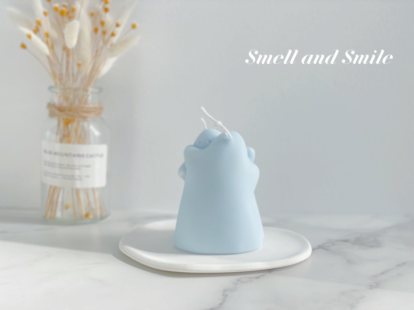 Hugging Candle
