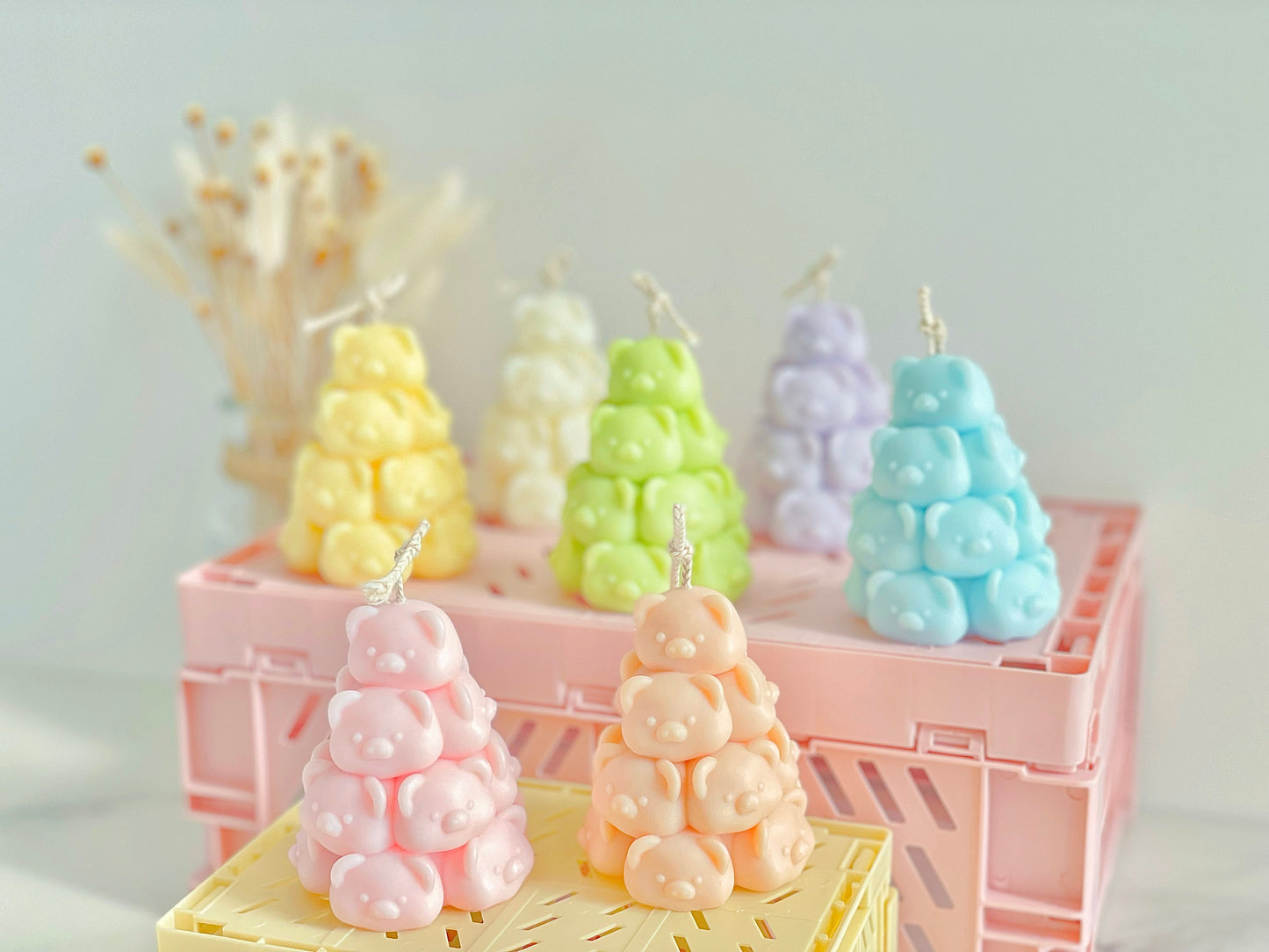 Piles of Piggy Candle