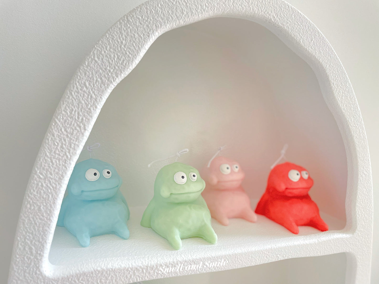 Monster Froggy Candle