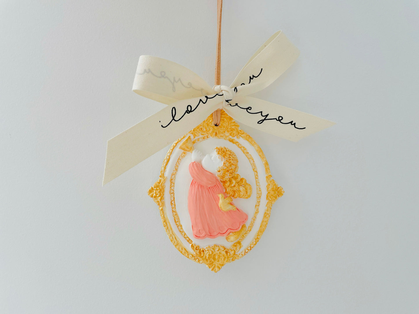 Angel with Horn Hanging Aroma