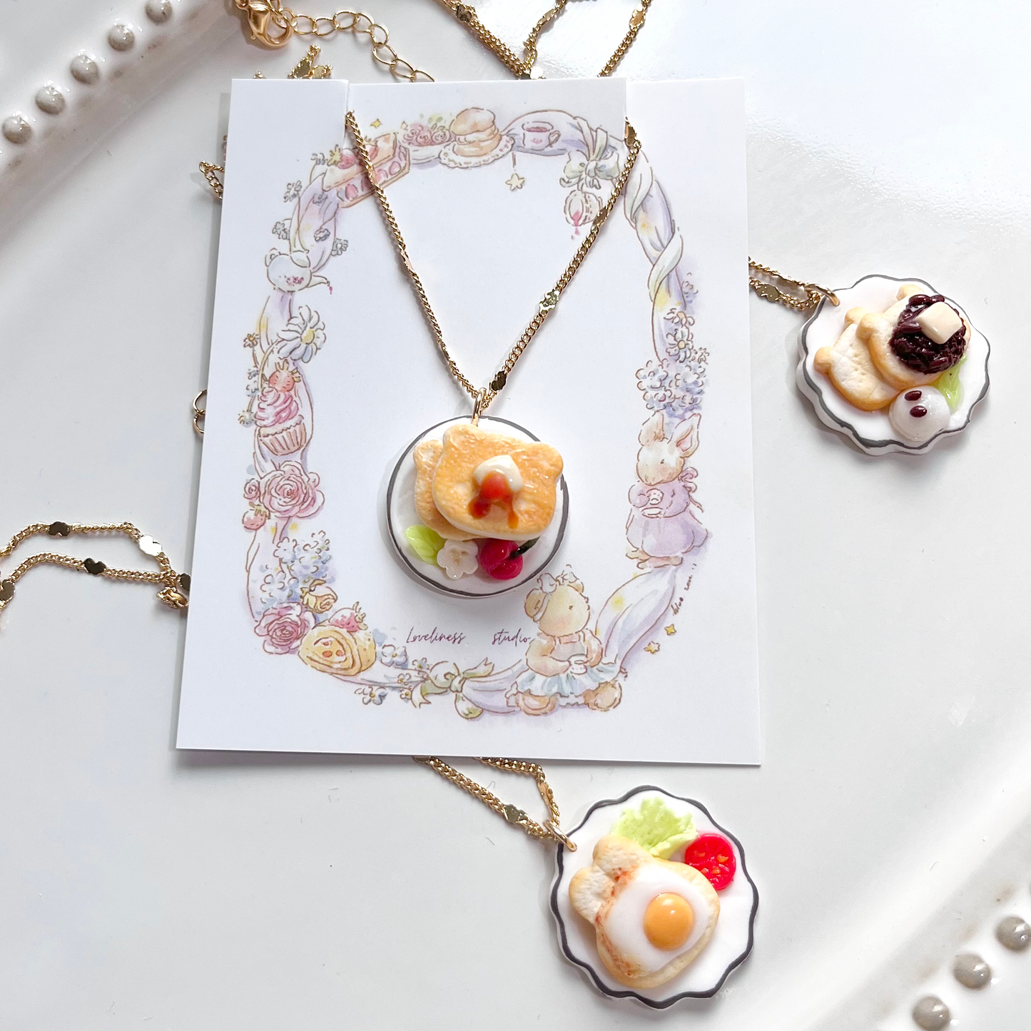 Kissaten Signature Necklace in Gold Chain